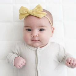 Bamboo Muslin Medium Bow in Sandcastle