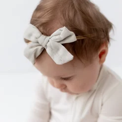 Bamboo Muslin Medium Bow in Oat