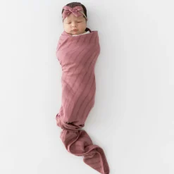 Bamboo Muslin Swaddle Blanket in Dusty Rose