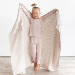 Chunky Knit Toddler Blanket in Oat