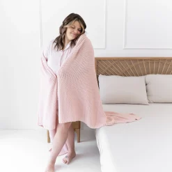 Chunky Knit Youth Blanket in Blush