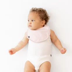 Cushy Bib in Blush
