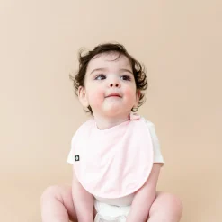 Cushy Bib in Sakura