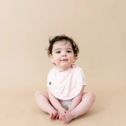 Cushy Bib in Sakura