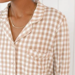 Long-Sleeved Women's Pajama Set in Gingham Bisque