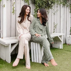 Long-Sleeved Women's Pajama Set in Gingham Bisque