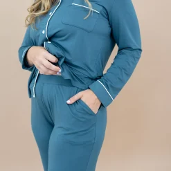 Long-Sleeved Women's Pajama Set in Atlantic with Cloud Trim
