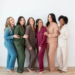 Long-Sleeved Women's Pajama Set in Burgundy with Cloud Trim