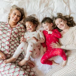 Long-Sleeved Women's Pajama Set in Holiday Bow