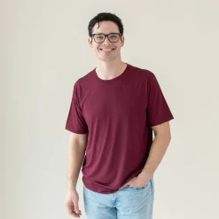 Men's Crew Neck Tee in Burgundy