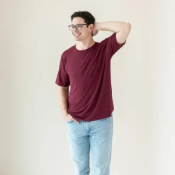 Men's Crew Neck Tee in Burgundy