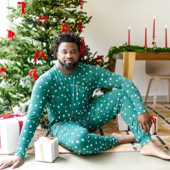 Men's Jogger Set in Merry and Bright
