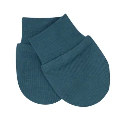 Scratch Mitten in Atlantic