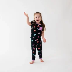 Short Sleeve with Pants Pajamas in Midnight Roar