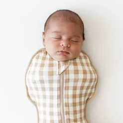 Swaddle Bag in Gingham Bisque 0.5
