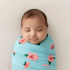 Swaddle Blanket in Hibiscus