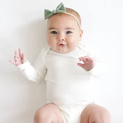 Tiny Nylon Bow in Thyme