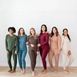 Women's Jogger Pajama Set in Burgundy