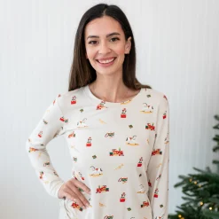 Women's Jogger Pajama Set in Vintage Toys