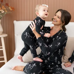 Women's Jogger Pajama Set in Skeleton
