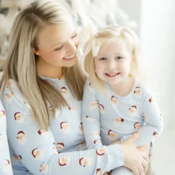 Women's Jogger Pajama Set in Vintage Santa