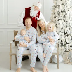 Women's Jogger Pajama Set in Vintage Santa