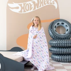 Youth Blanket in Sparkles and Speed 2.5